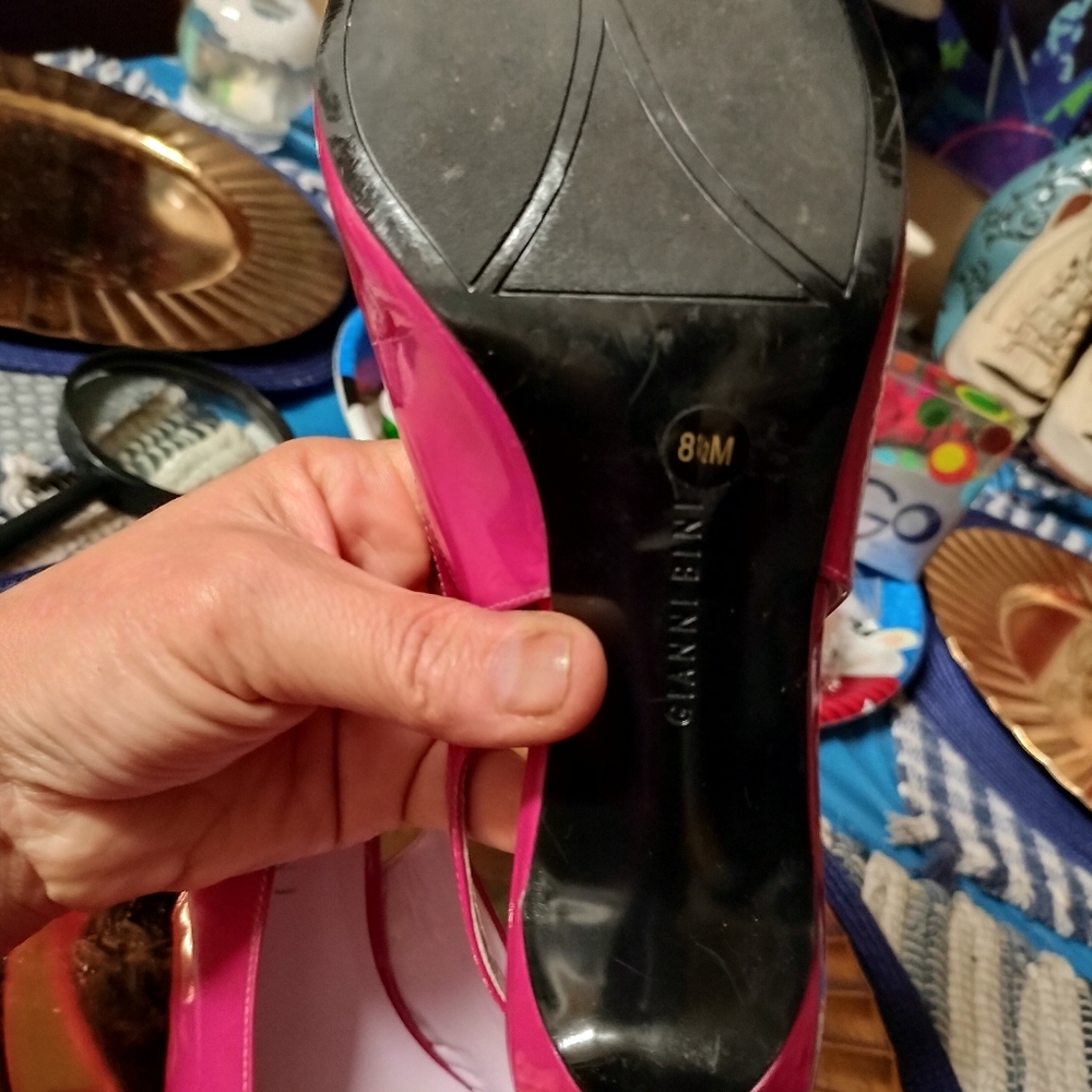 Heels - Picture 5 of 8